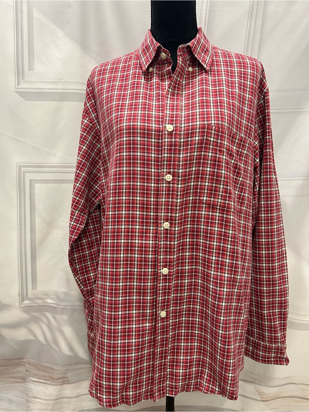 EUC! Cherokee Classic Men’s Red Plaid Button-Down Shirt Medium